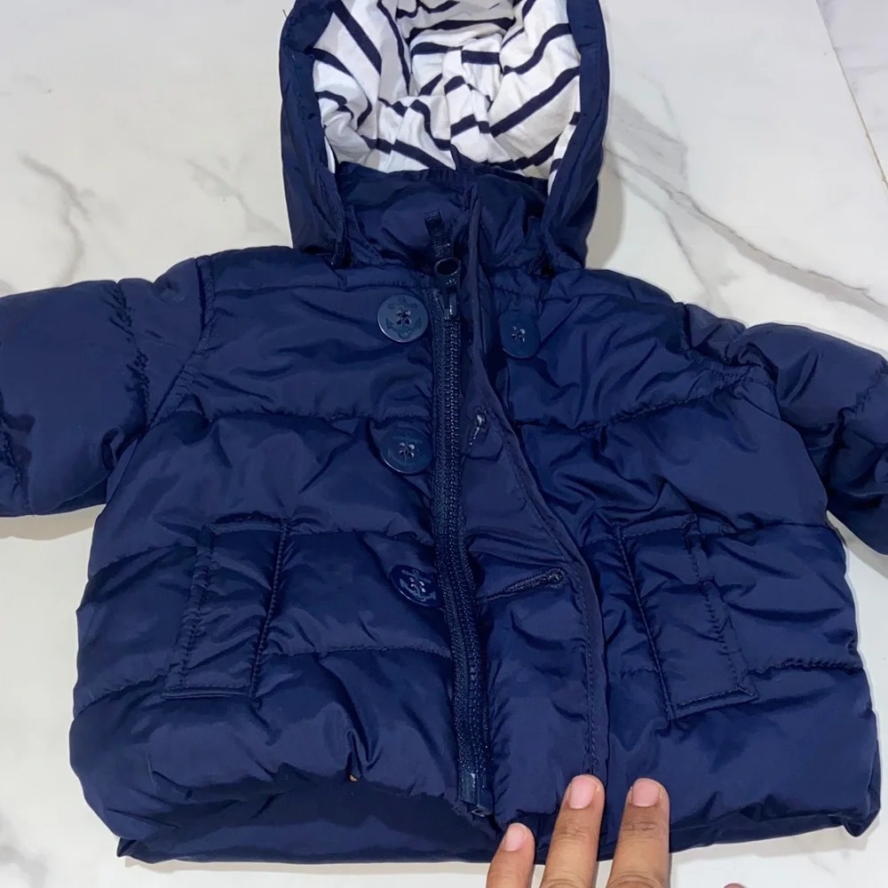 Baby GAP Kids Navy Puffer Jacket with Striped Lining Size 0-6 Months